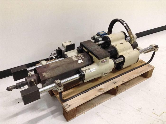 Used CINCINNATI MILACRON 2.27 Oz Injection Unit VS33-28MM / IU USED