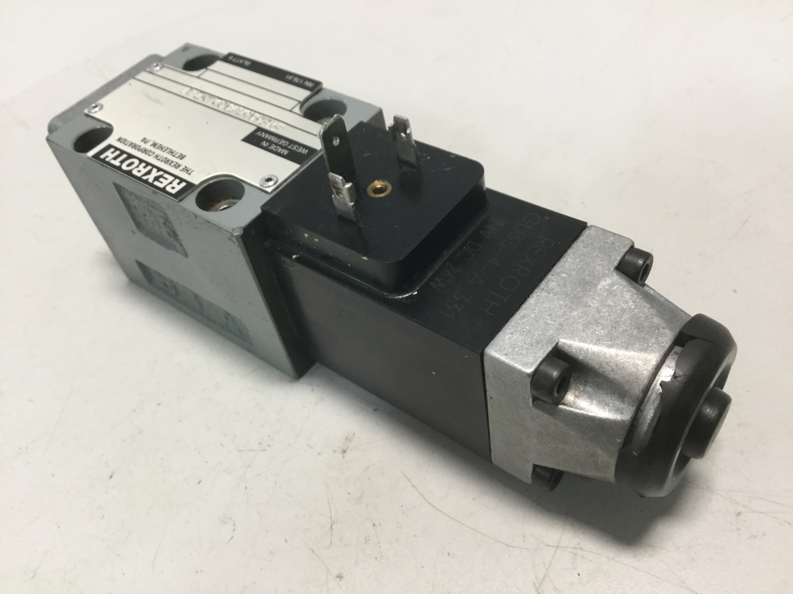 Used REXROTH Valve 3WE6A51AG24NZ4V Used