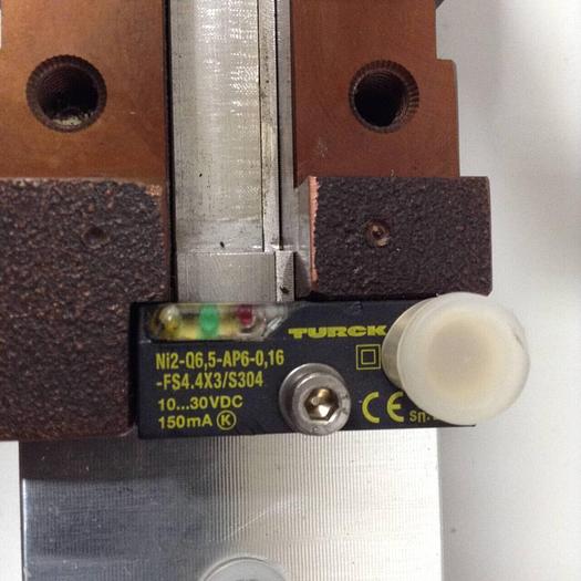 Used DESTACO Clamp 82G8N-412C91-131190B #90111