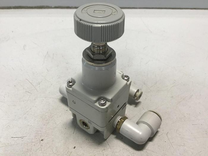 Used SMC Precision Regulator IR1010-01 #120923