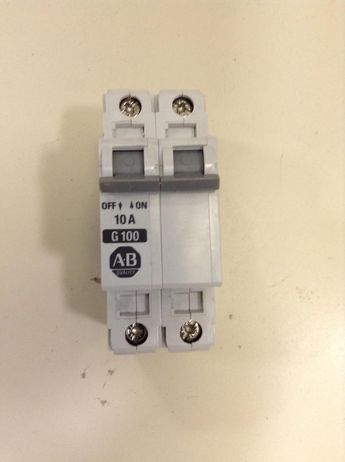 Used ALLEN BRADLEY 10 Amp Circuit Breaker 1492-CB2/G100 SER B Used