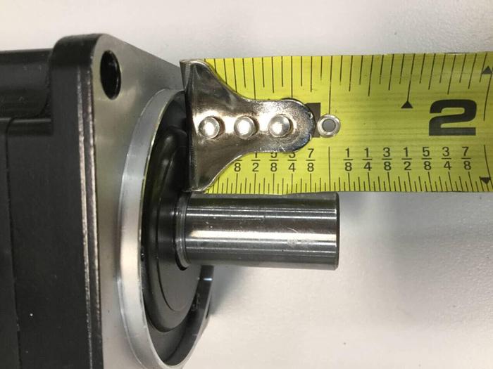 Used YASKAWA ELECTRIC Servo Motor SGMAH-04AAAYU21 #92508