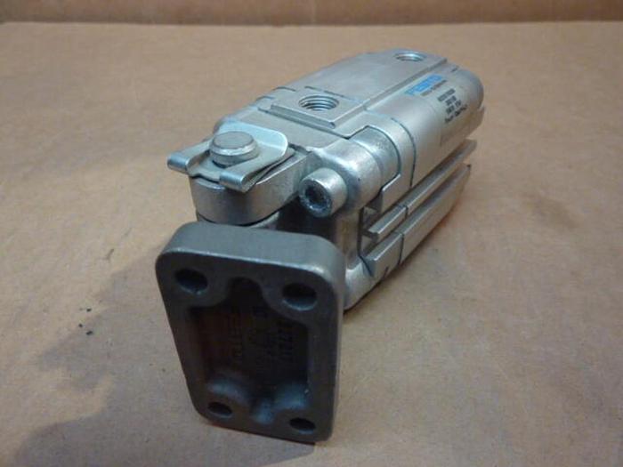 Used FESTO Pneumatic Compact Cylinder ADVU-32-20-A-PA #32310