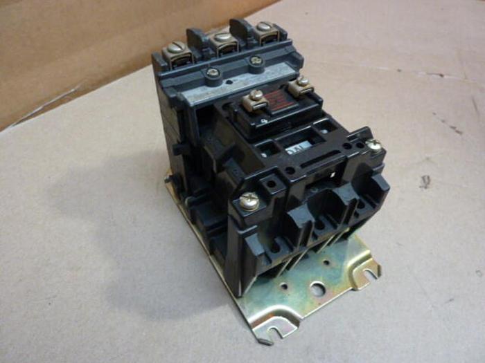 Used ALLEN BRADLEY Contactor 500PM-BOD93 SER B #29558