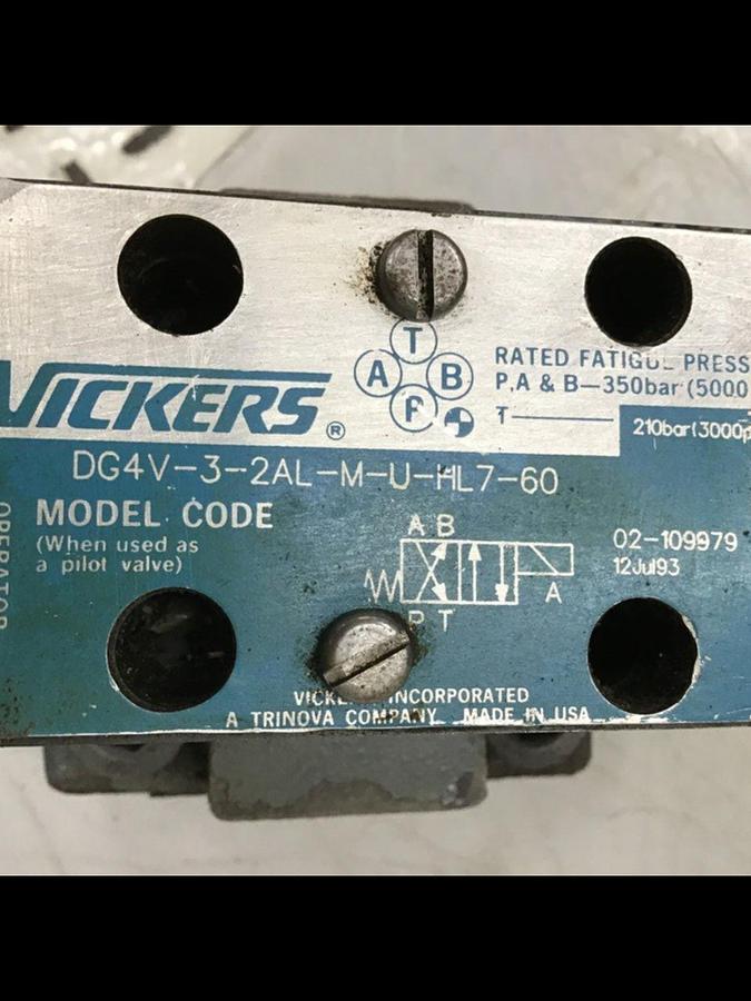 Used VICKERS Hydraulic Valve CVCS25C1S2W24510AP10 USED