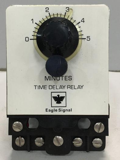 Used EAGLE SIGNAL Time Delay Relay BR17A6 #109129