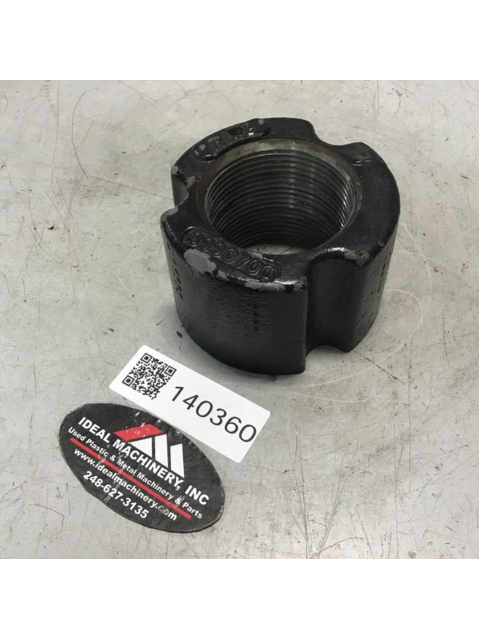 Used CINCINNATI MILACRON Tie Bar Nut 3990700 USED