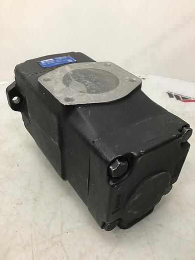 Used PARKER T7EDS 050 B31 1R00 A1Y0 Pump Used #145753