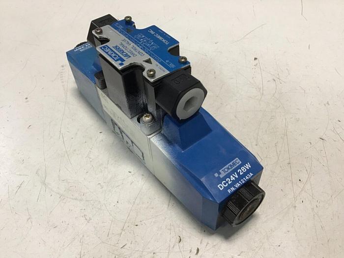 Used VICKERS Directional Control Valve DG4V36CMP7H7P1050 #134335