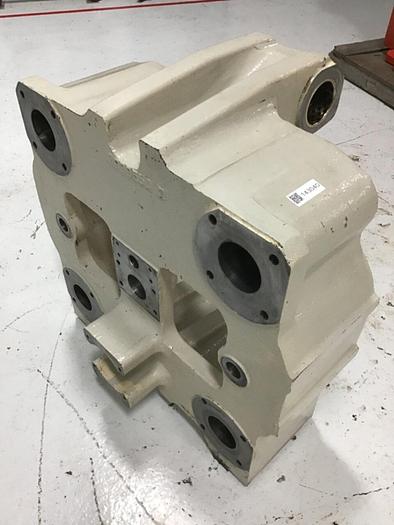 Used CINCINNATI MILACRON Rear Platen 3989550 D Used