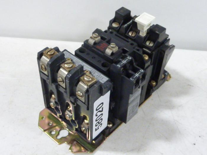 Used ALLEN BRADLEY Starter Size 1 520F-BOD SER W W32 #58020