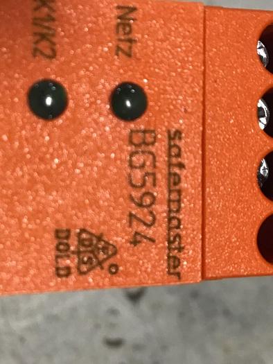 SAFEMASTER Safety Relay BG5924.48 #138402