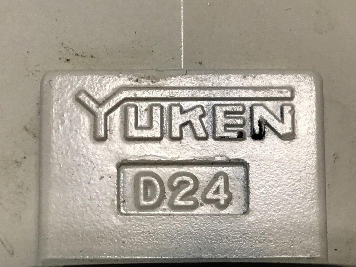 Used YUKEN Directional Valve DSG-01-2B2-D24-5079 Used