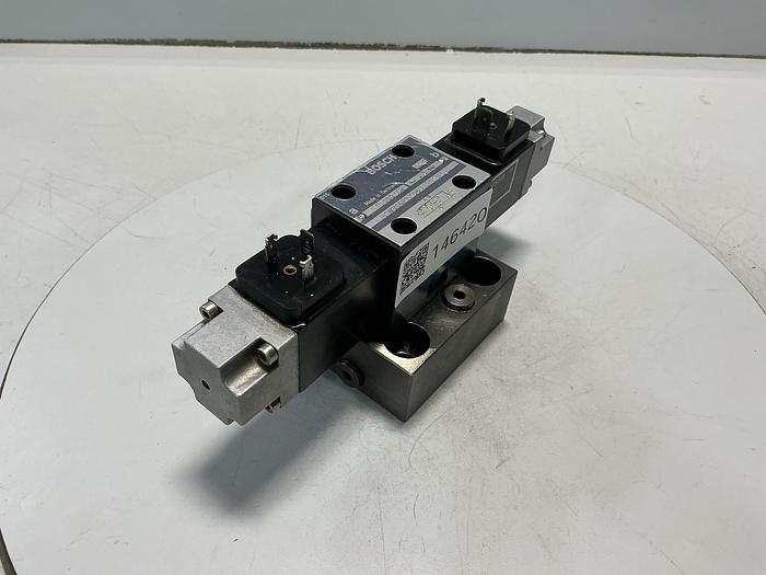 Used BOSCH 0 810 090 102