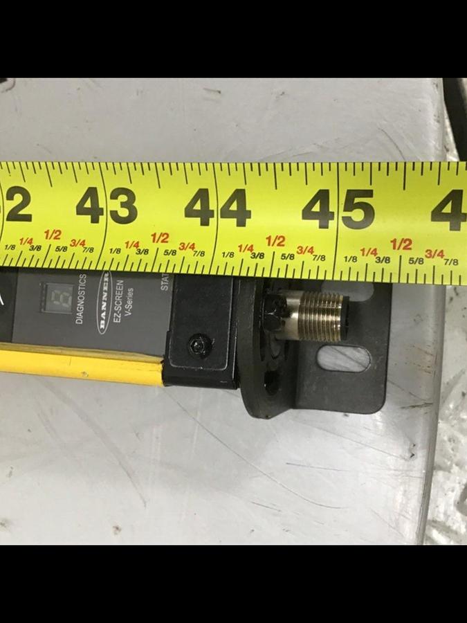 Used BANNER ENGINEERING Light Curtain SLSVAE30-1050Q8 USED