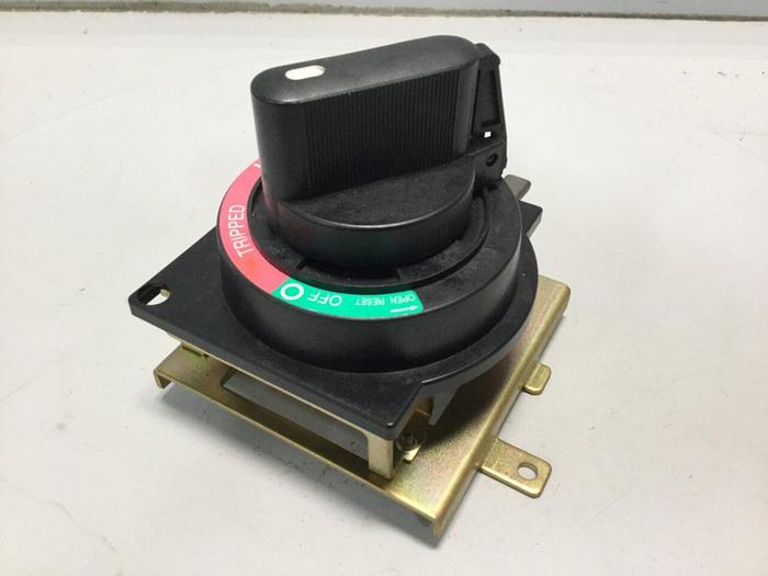 Used MITSUBISHI Handle / Switch F1SWUR #108979