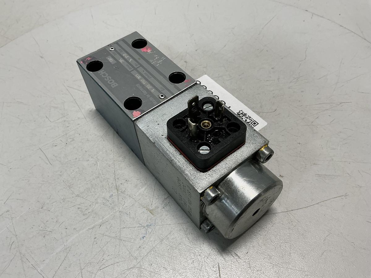 Used BOSCH 0 811 402 019