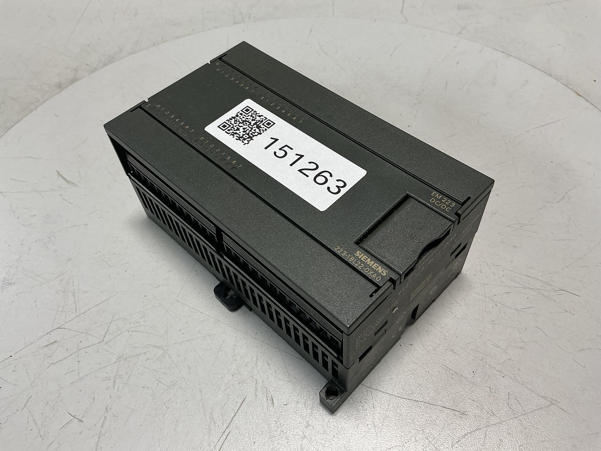 Used SIEMENS 6ES7 223-1BL22-0XA0