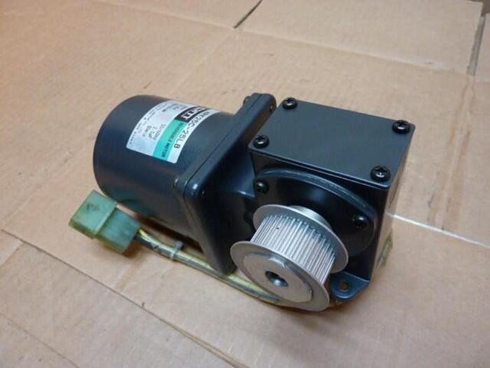 Used ORIENTAL MOTOR Reversible Motor 4RK25C-25LB #22064
