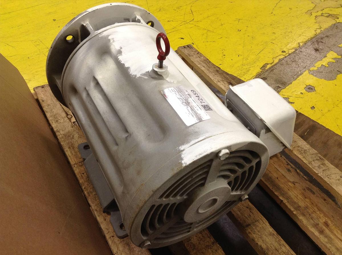 Used TOSHIBA 3 Phase Induction Motor TKKH SCKL21 Used