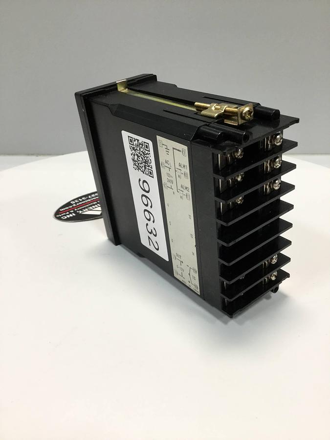 Used RKC Temperature Control REX-C400FK03VAB USED