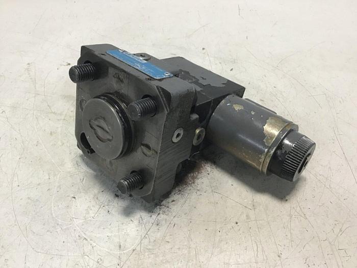 Used VICKERS Valve DG4V3S22AMUHL760EN490 Used