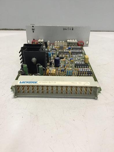 Used VICKERS Control Card EEA-PAM-561-A-12 Used