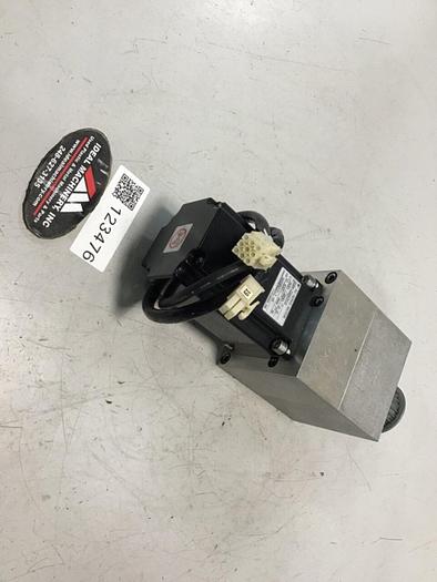 Used YASKAWA AC Servo Motor W/Gearbox SGM-02A312 #89476
