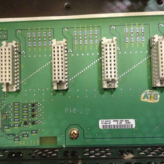 Used ALLEN BRADLEY Power Supply & Slot Rack 1746-P1 SER A / 1746-A7 SER B #74052