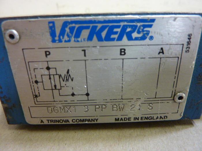 Used VICKERS Reducing Valve DGMX13PPBW21S #64616