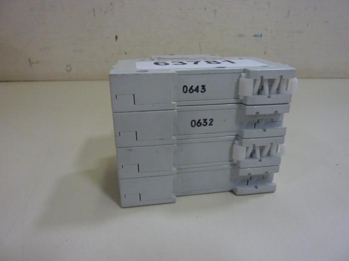 Used ALLEN BRADLEY 20 Amp Circuit Breaker 1492-CB3/G200 SER C #63781