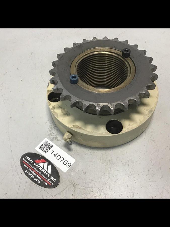 Used CINCINNATI MILACRON Die Height Adjustable Tie Bar Nut VT165-5 / PART USED