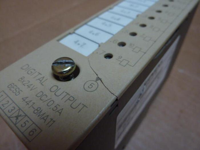 Used SIEMENS Digital Output Module 6ES5 441-8MA11 Used