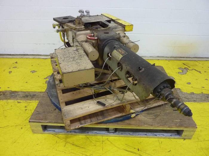 Used VAN DORN 8 Oz Injection Unit 150-RS-8F / IU Used