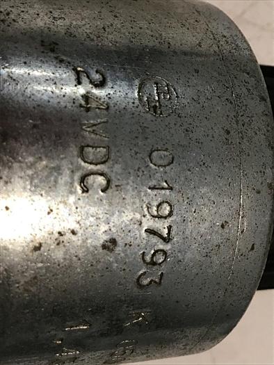 Used REXROTH Valve 4WE10U33/CG24N9K4 #132455