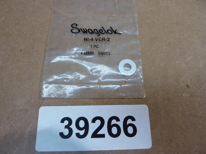 SWAGELOK Face Seal Fitting NI-4-VCR-2 #39266 SCRAPPED / DNL