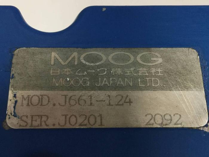 Used MOOG Valve J661-124 Used