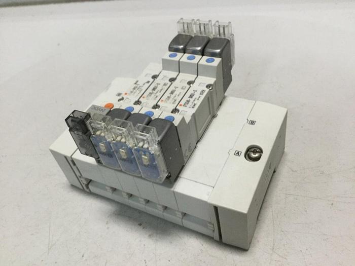 Used SMC Manifold w/ Valves SY3140-5M0U-Q #104310
