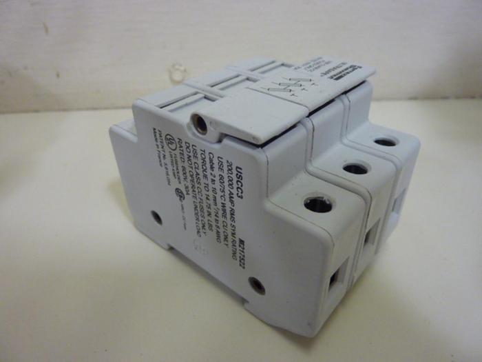 Used FERRAZ SHAWMUT 30 Amp Fuse Holder USCC3 #62842
