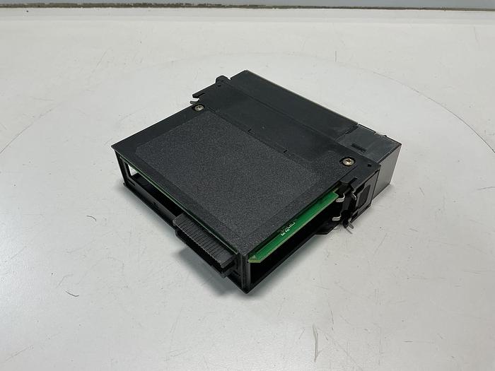 Used ALLEN BRADLEY 1756-OW16I SERIES A