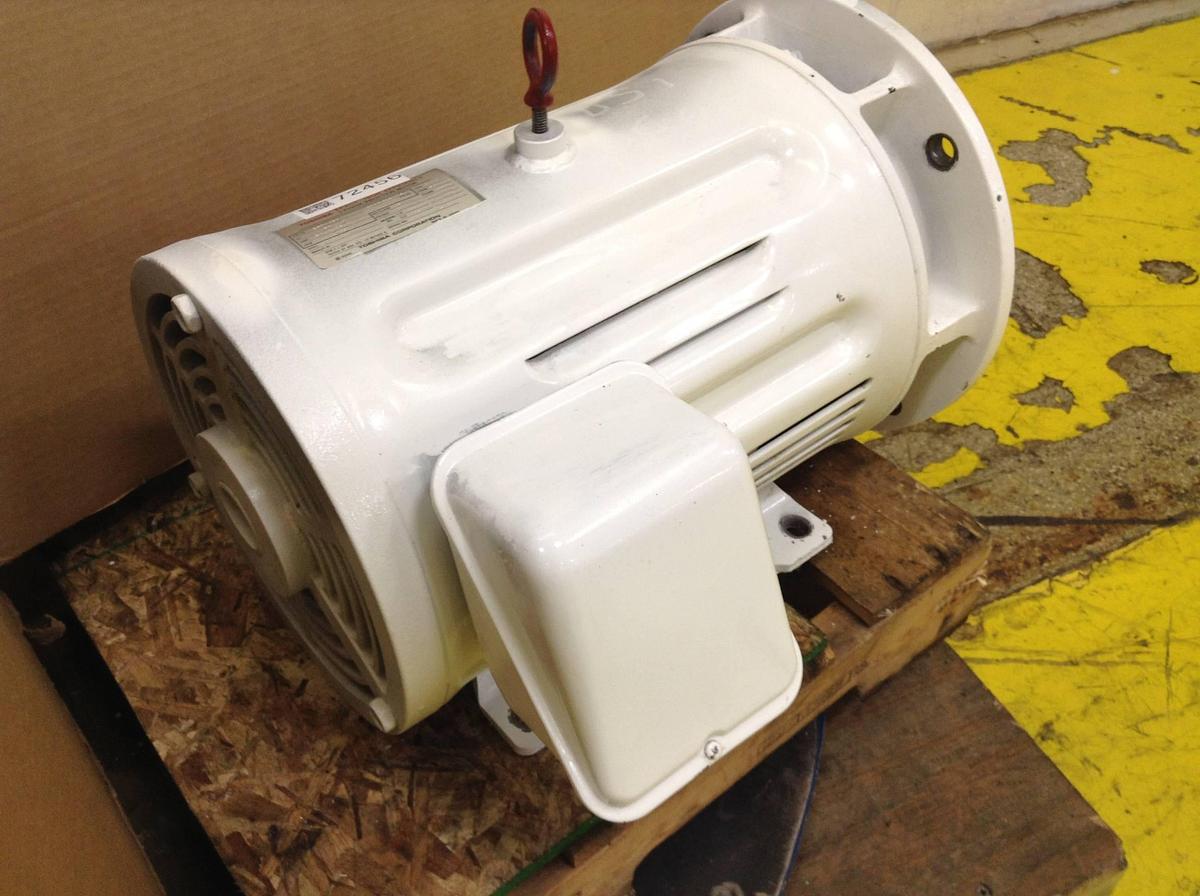 Used TOSHIBA 3 Phase Induction Motor TKKH SCKL21 Used