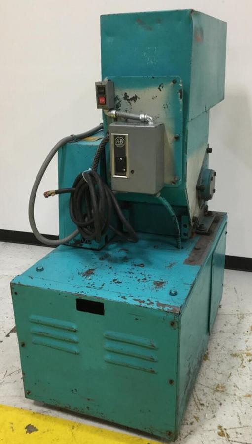Used CUMBERLAND 10 HP Grinders & Granulators 184 3KN Used