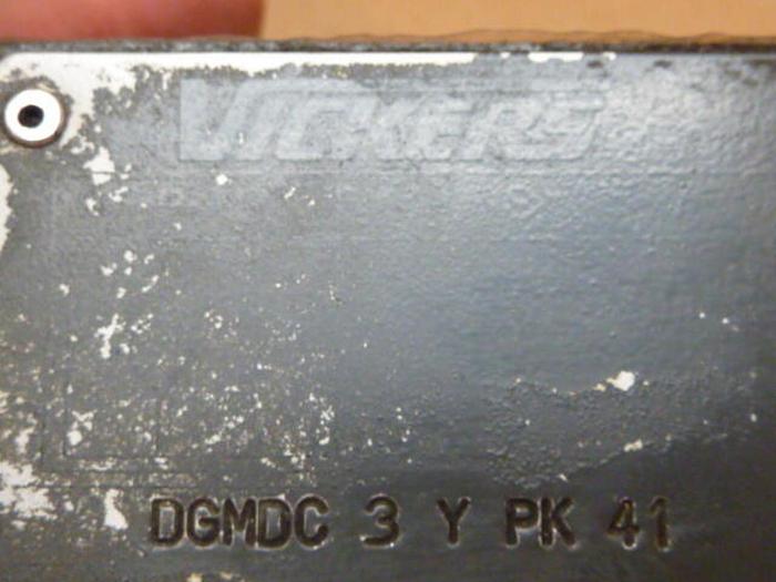 Used VICKERS Check Valve DGMDC 3 Y PK 41 #34014