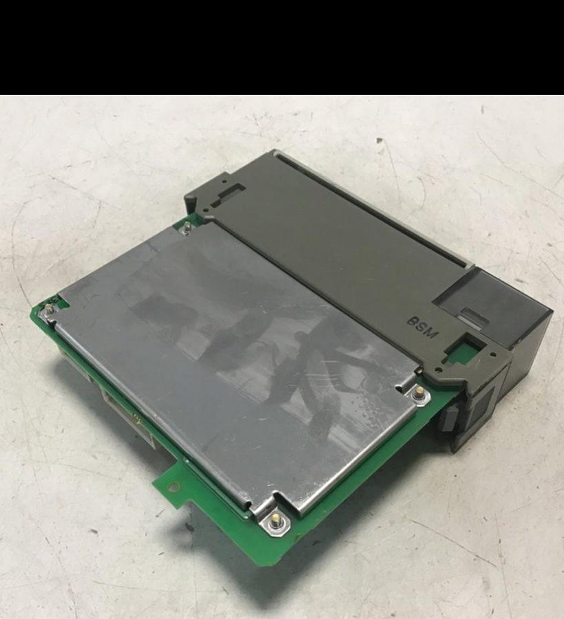 Used ALLEN BRADLEY 5/01 Processor Unit 1747-L511 SER B USED