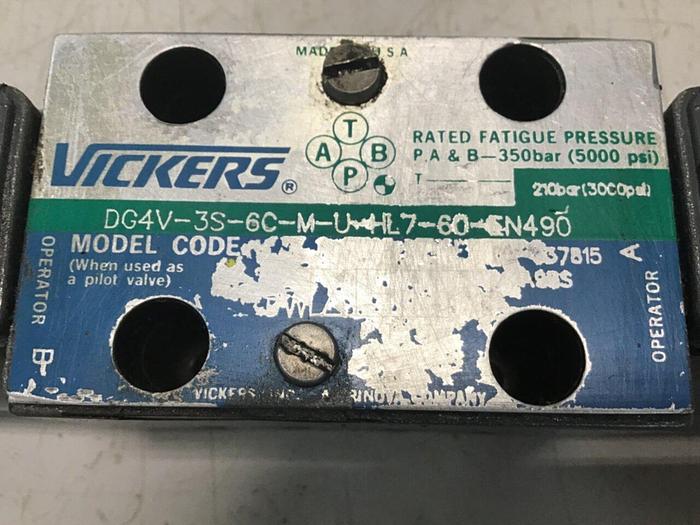 Used VICKERS Solenoid Valve DG4V-3S-6C-M-U-HL7-60-EN490 Used