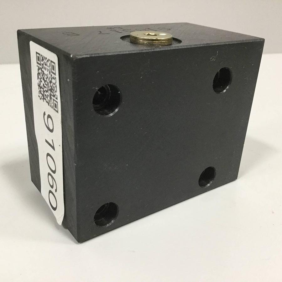 Used VICKERS Valve MA-02307955 Used