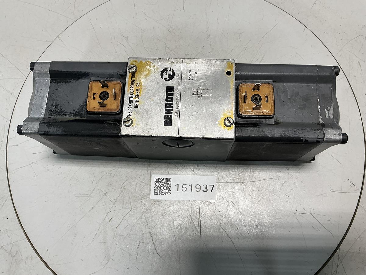 Used REXROTH 4WE10E21/AG24N9K4/V VALVE USED #151937