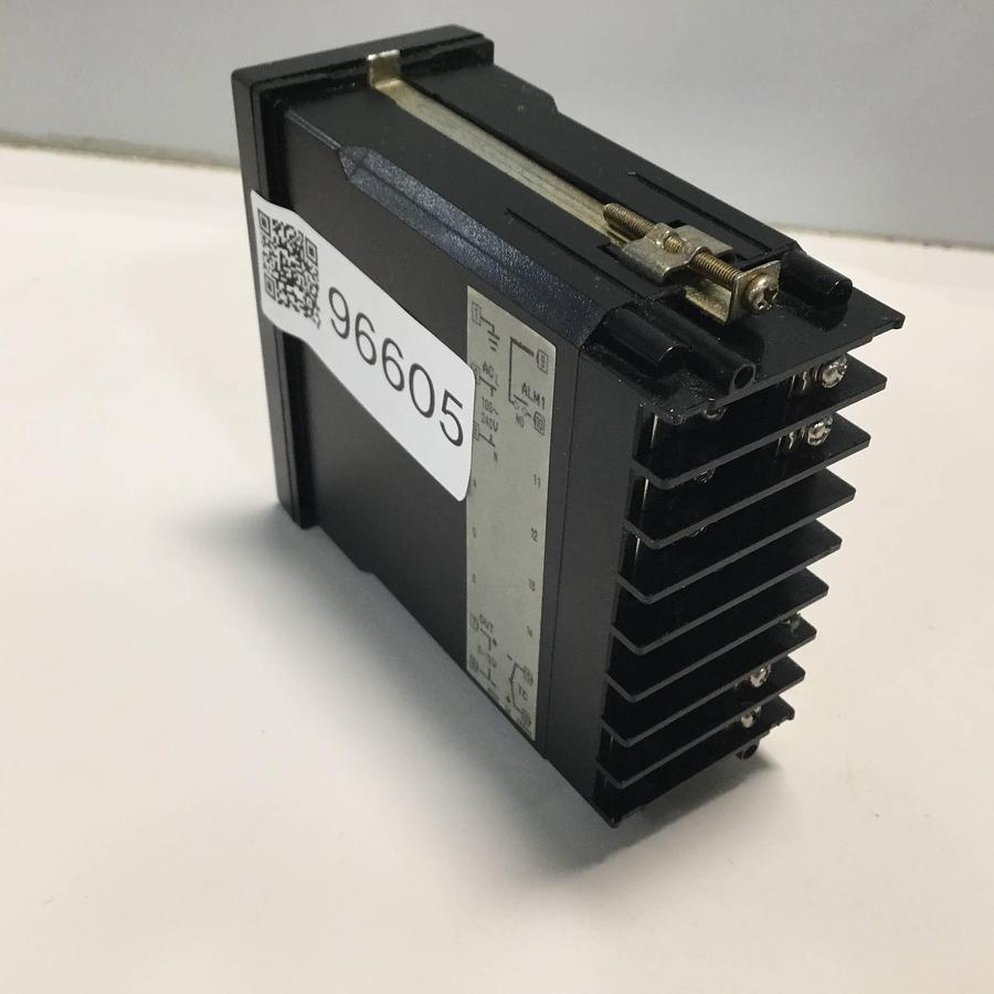 Used RKC Temperature Control REX-C400FK03VAN USED