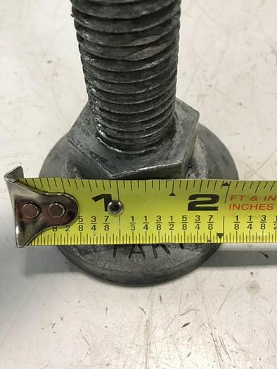 Used TAKIGEN Leveling Mount Pad 2 INCH STUD MOUNT #122717