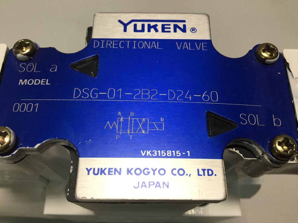 Used YUKEN Directional Valve DSG-01-2B2-D24-60 Used 